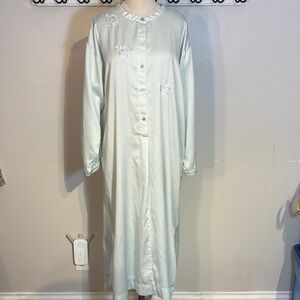 Mantles Vintage Light Blue Satin  Embroidered nightgown Size XL